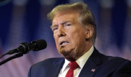 川普要求最高法院推迟对他的干预选举审判的最后期限是星期一