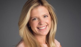 亲爱的安妮：我不善于分享自己的想法和情绪