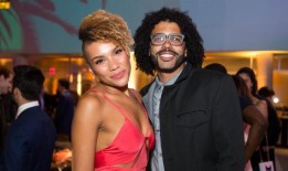 大卫·迪格斯和艾米·拉弗-兰普曼即将迎来他们的第一个孩子