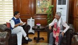 像Jaishankar Sarma满足阿萨姆邦厘米,探讨东和BIMSTEC政策行动