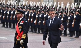 法国总统马克龙开始对瑞典进行为期两天的国事访问，受到隆重欢迎