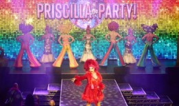 沉浸在普丽西拉的派对中!3月25日在伦敦正式开幕