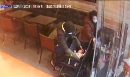康斯坦斯·马滕和马克·戈登的审判：在父母逃跑后死亡的新生儿首次出现在中央电视台