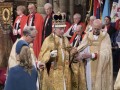 英国国王查理三世在一个不确定的时刻举行了古老的加冕仪式