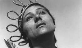 巴兹·鲁尔曼的下一部电影是关于华纳兄弟的圣女贞德