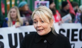 工会老板：拟议中的工人权利法“漏洞比瑞士奶酪还多”