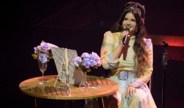 拉娜·德雷讲述了她在阿拉巴马州华夫饼屋轮班的故事