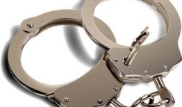 一名女子在贝塞默酒驾事故中被拘留，警方称该女子导致孕妇流产