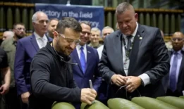 泽伦斯基访美期间，与特朗普的争吵不断升级