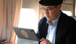 提前通知：吉尔吉斯总统贾帕罗夫将寻求连任