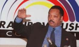 杰西·杰克逊牧师辞去民权组织领袖一职