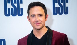 托尼奖得主Santino Fontana参加玛丽亚·弗里德曼和朋友的音乐会，为百老汇关怀服务